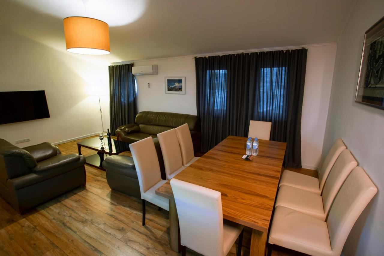 Apart Hotel West Tiflis Dış mekan fotoğraf