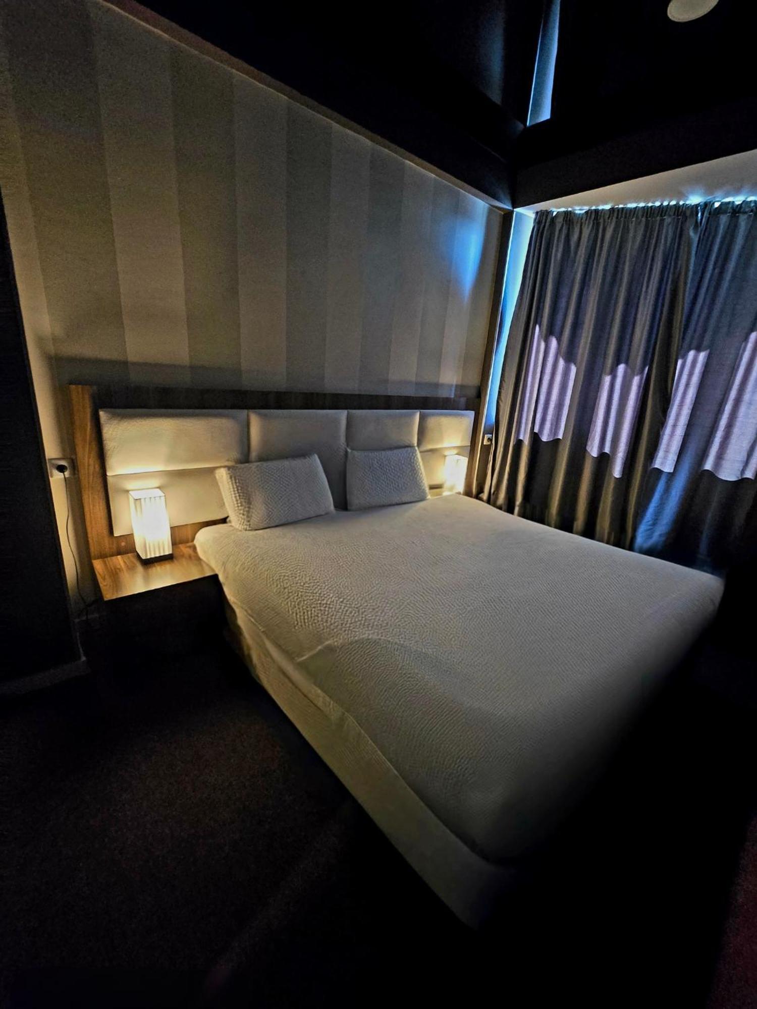 Apart Hotel West Tiflis Dış mekan fotoğraf