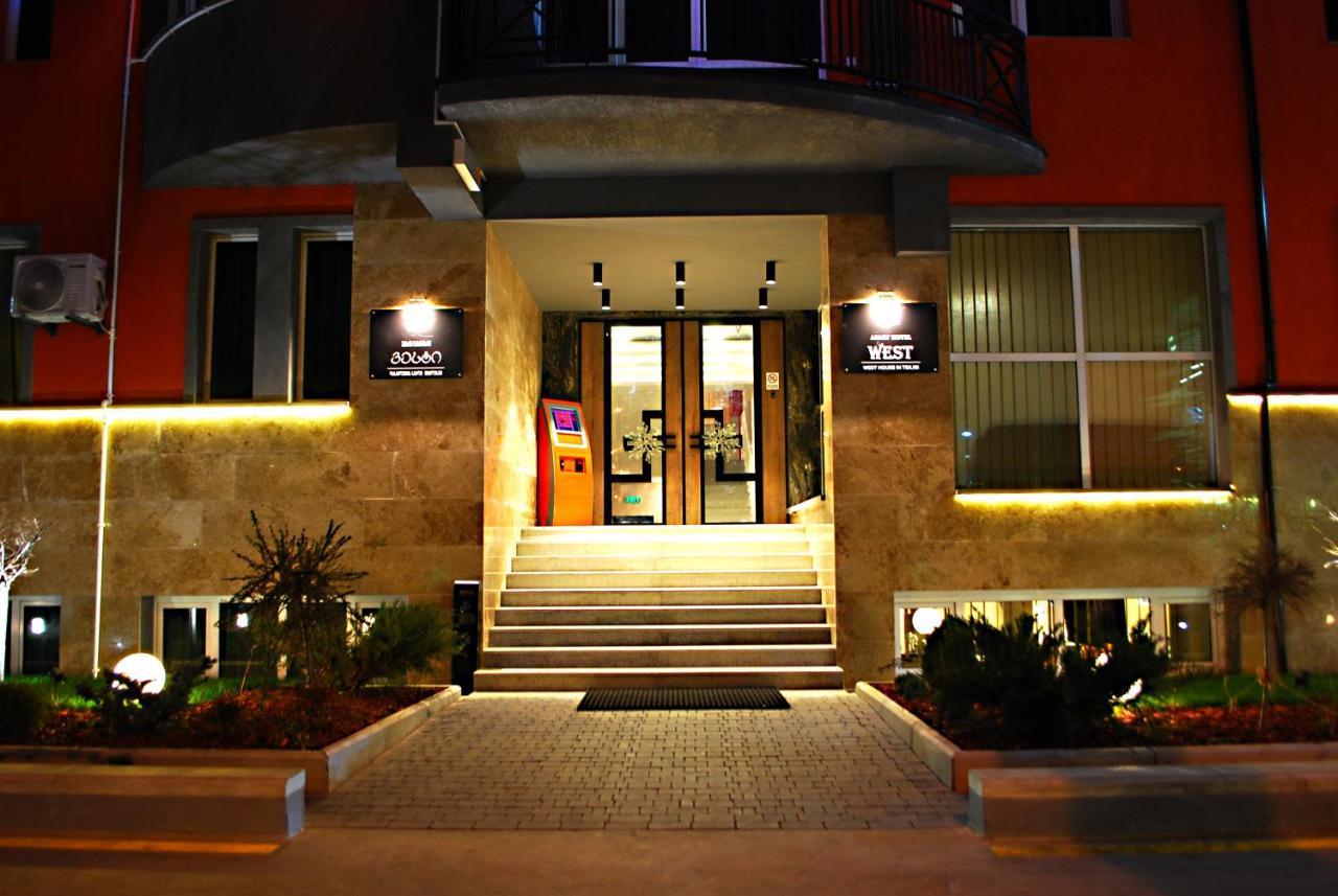 Apart Hotel West Tiflis Dış mekan fotoğraf